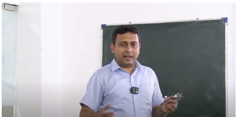 Key Takeaways from Groundbreaking Medicine Lecture in the Medical Sector", Real Classroom Demonstration at Santiniketan Medical College & Hospital by dr.Amritendu Mondal