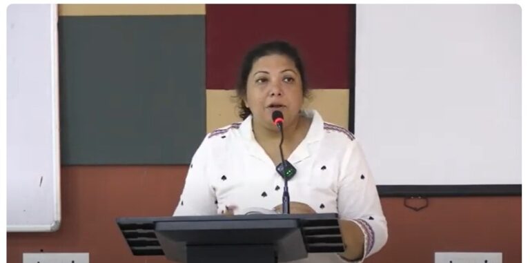 ENT Essentials | A Guide to Otorhinolaryngology for Medical Practitioners"" by Dr. Tania Mukherjee, Real Classroom Demonstration at Santiniketan Medical College and Hospital