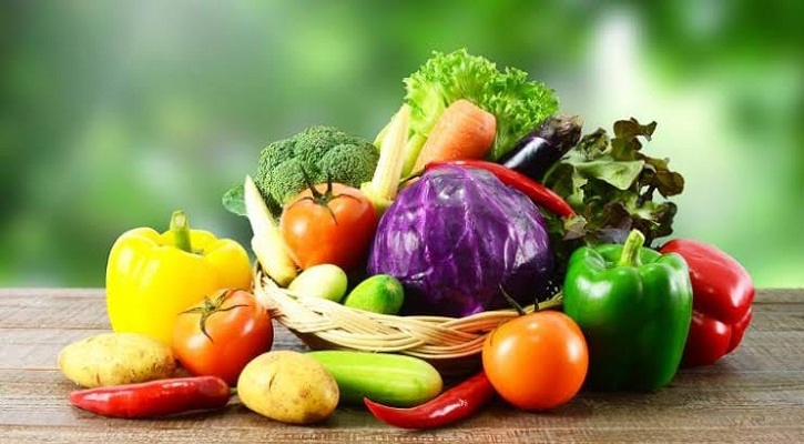 Artificial Colors Used to Make Vegetables Look Fresh: A Hidden Health Hazard